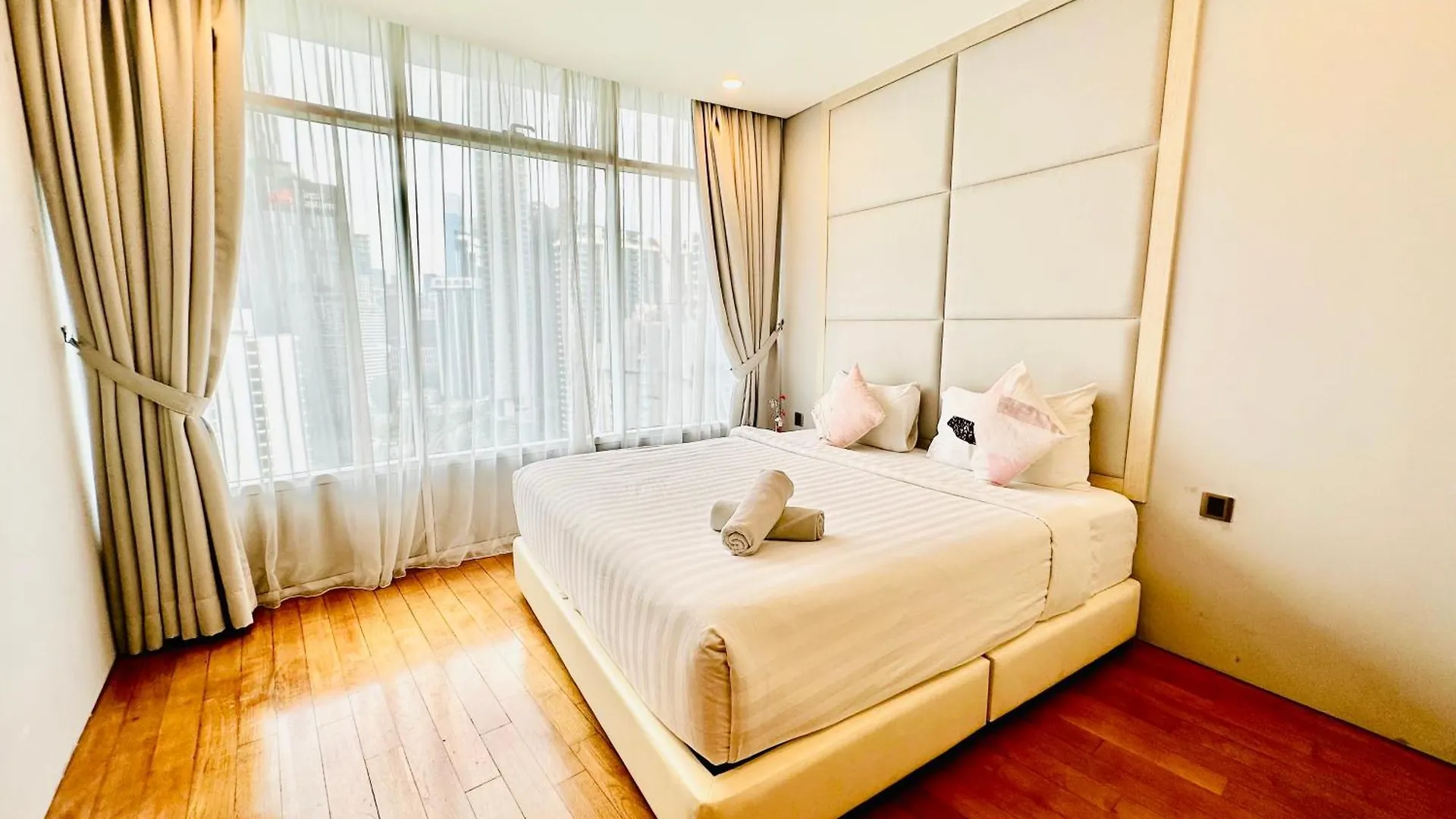 Vortex Suites Near Klcc-365 Kuala Lumpur Apartment