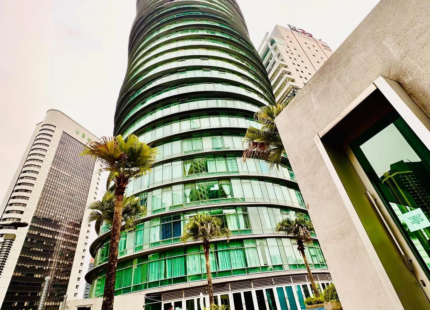 Vortex Suites Near Klcc-365 Kuala Lumpur Apartment