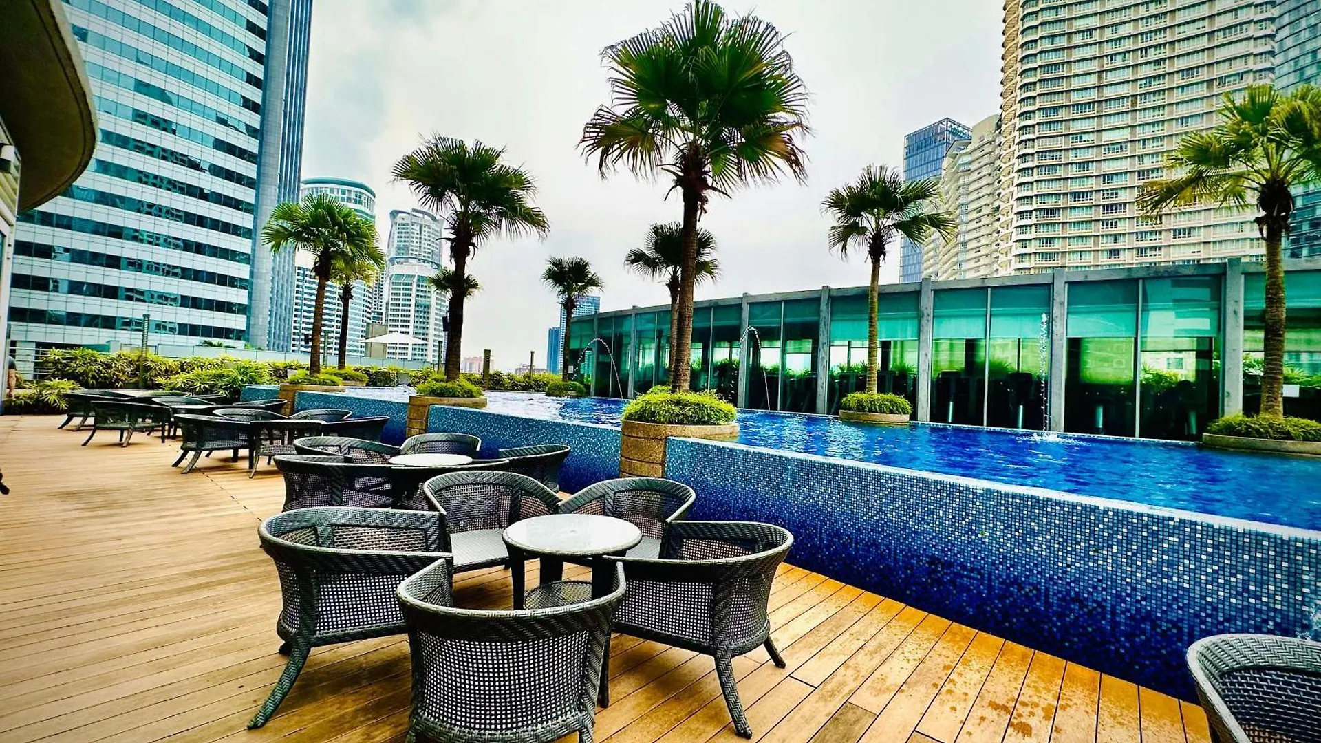 Vortex Suites Near Klcc-365 Kuala Lumpur 0*,