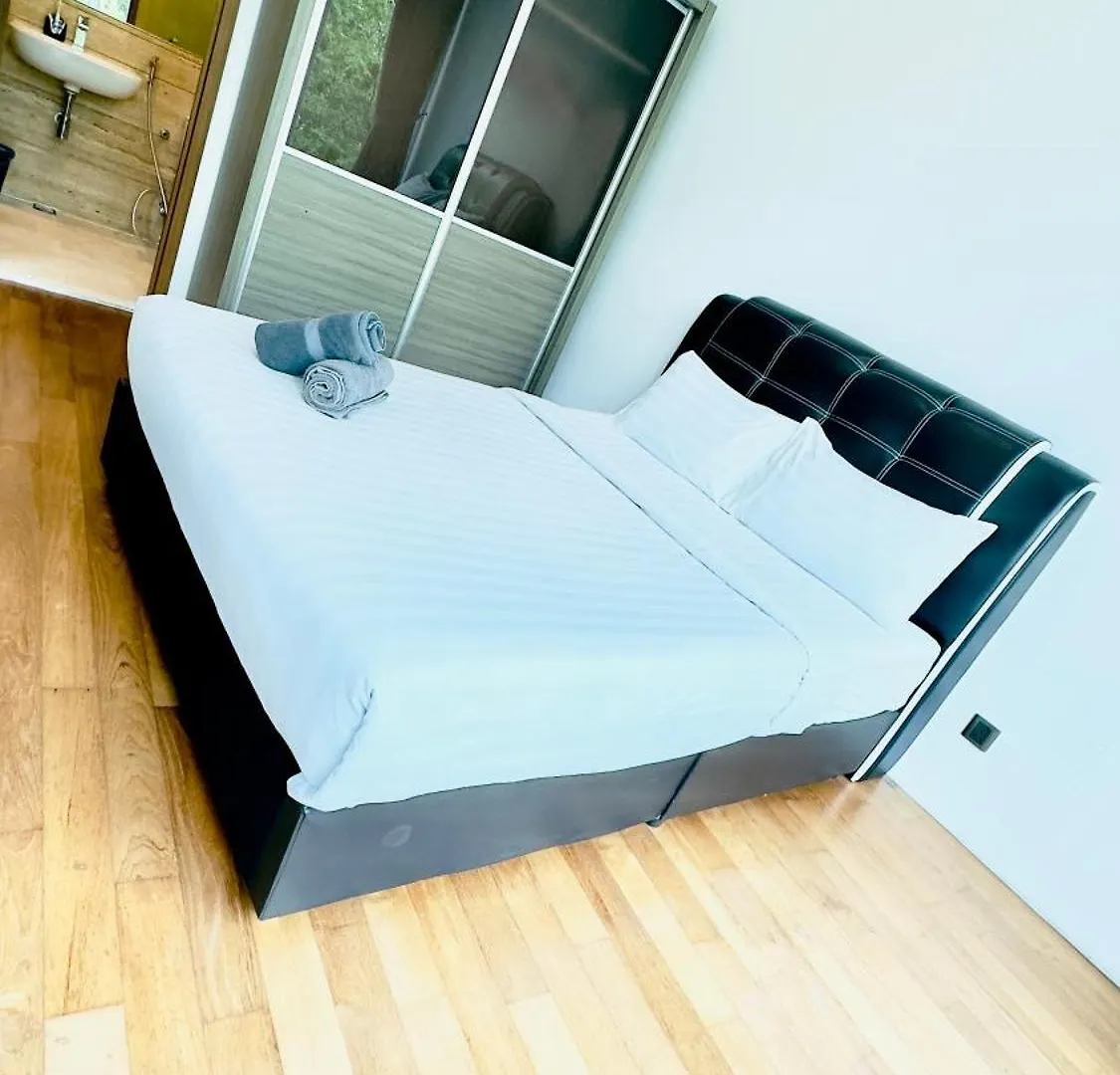 Vortex Suites Near Klcc-365 Kuala Lumpur 0*,  Malaysia
